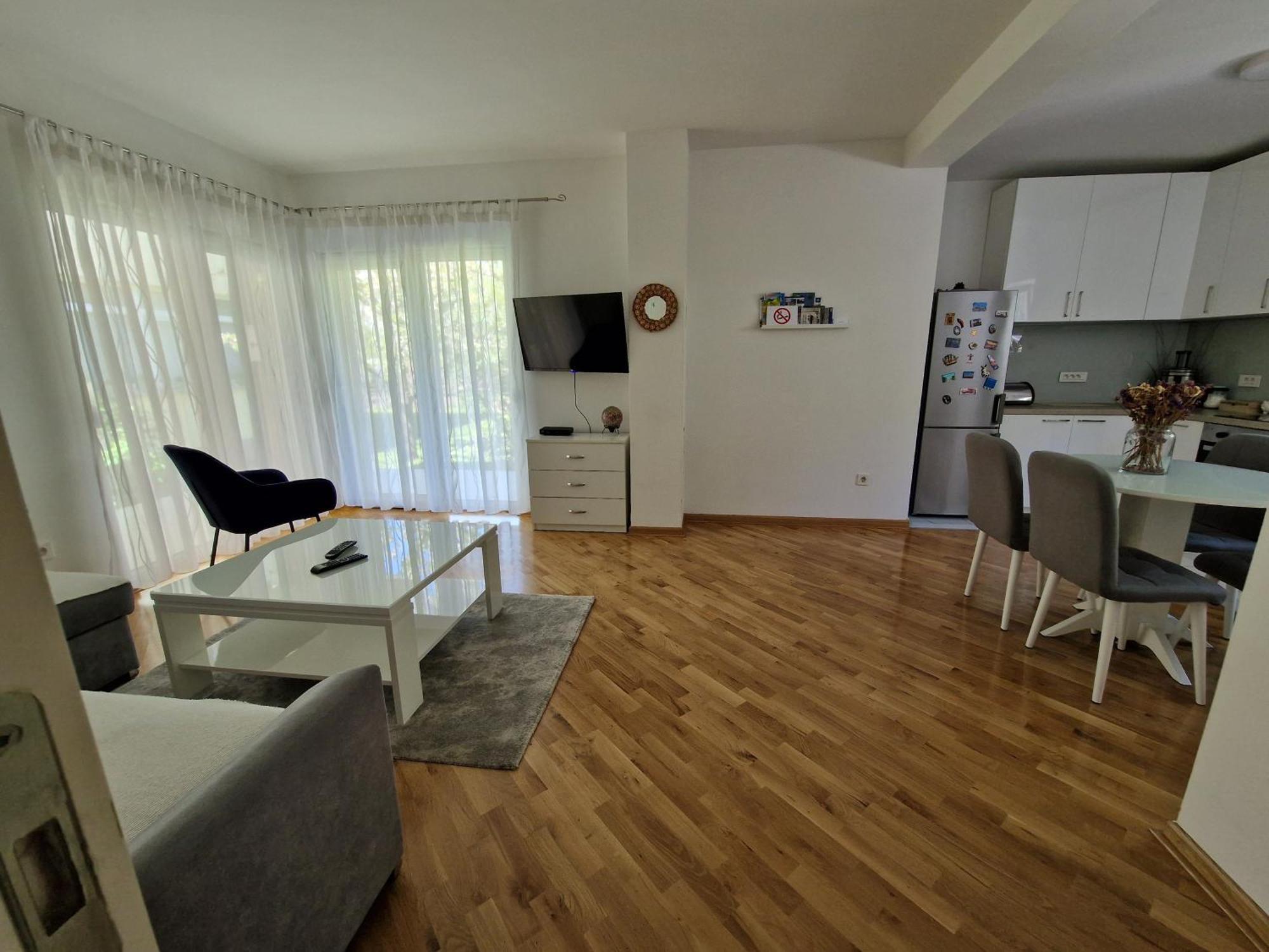 Villa Tamara With Garden And River View - Free Private Parking - Garage โมสตาร์ ภายนอก รูปภาพ